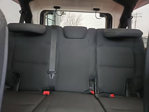 Used 2020 Jeep Wrangler Unlimited Sahara w/ Uconnect 4C Nav & Sound Group image 40