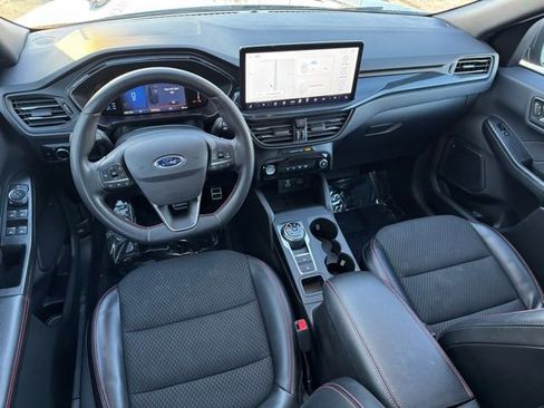 Certified 2023 Ford Escape ST-Line w/ Tech Pack #1 image 6