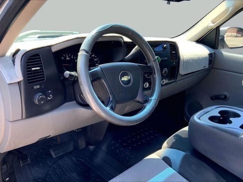 Used 2007 Chevrolet Silverado 1500 W/T RWD image 17