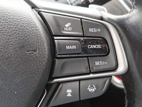 Used 2020 Honda Accord Touring image 10