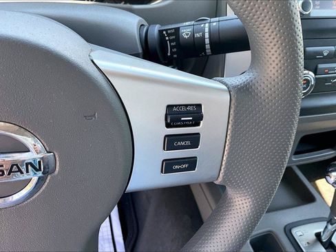 Used 2019 Nissan Frontier SV AWD/4WD image 13