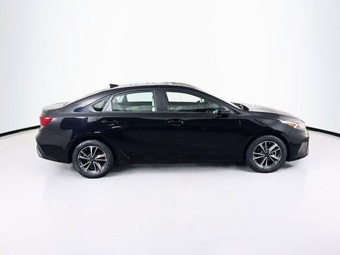 Certified 2023 Kia Forte LXS image 4