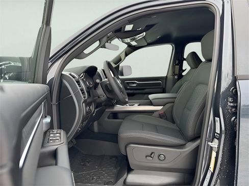 New 2026 RAM 1500 Big Horn w/ Night Edition image 17