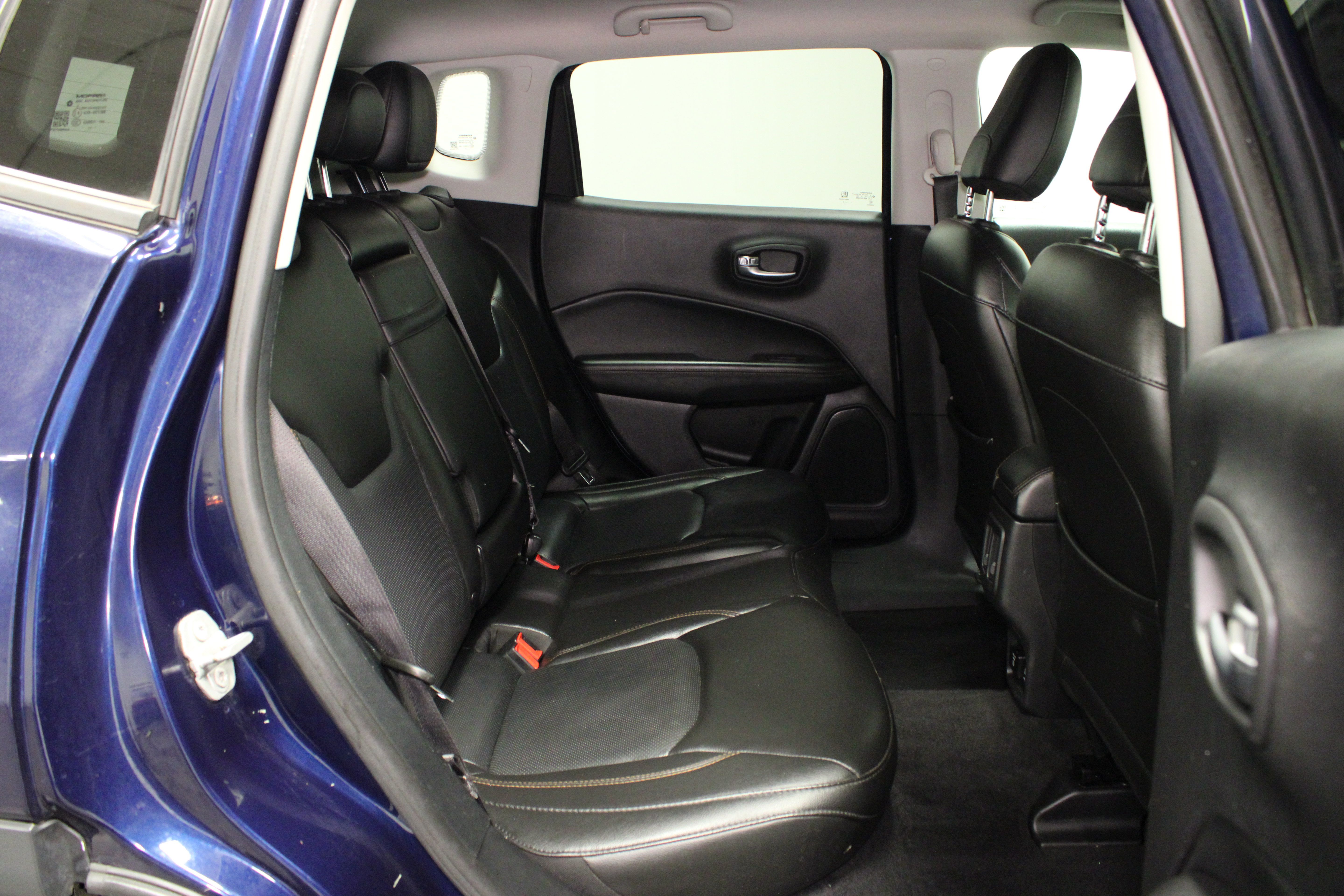 Used 2018 Jeep Compass Limited AWD/4WD image 14