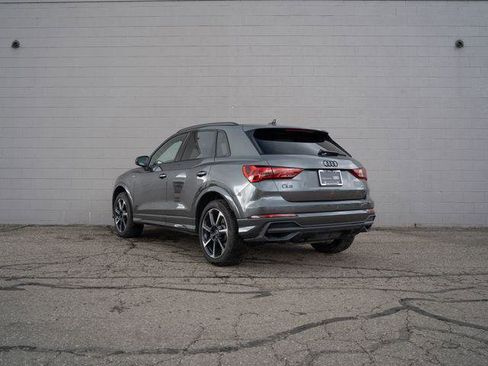 Used 2025 Audi Q3 2.0T Premium Plus w/ Premium Plus Package AWD/4WD image 3