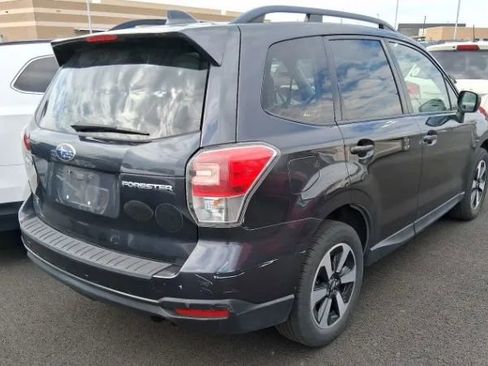 Used 2018 Subaru Forester 2.5i Premium w/ All-Weather Package AWD/4WD image 2