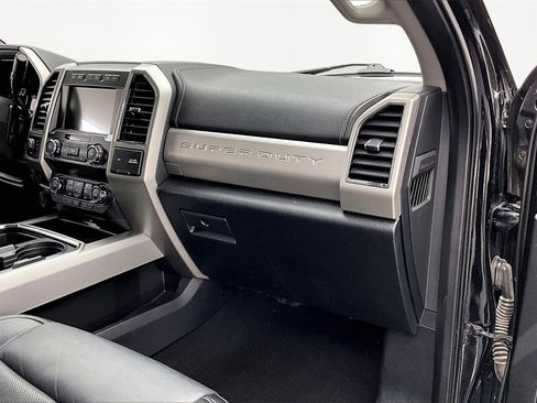 Used 2021 Ford F250 Lariat w/ Lariat Ultimate Package image 17