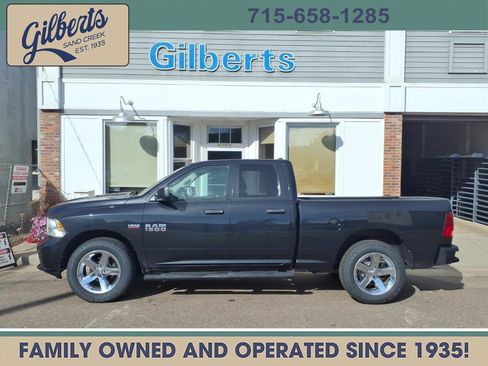 Used 2017 RAM 1500 Express AWD/4WD image 1