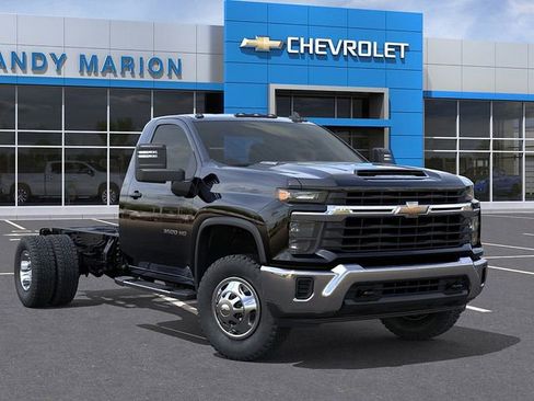 New 2026 Chevrolet Silverado 3500 LT image 7