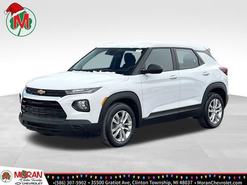 Certified 2023 Chevrolet TrailBlazer LS image 1