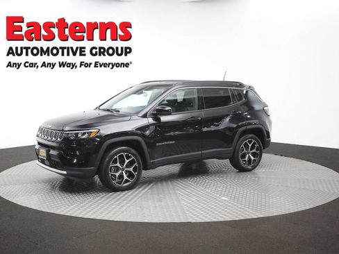 Used 2025 Jeep Compass Limited AWD/4WD image 56