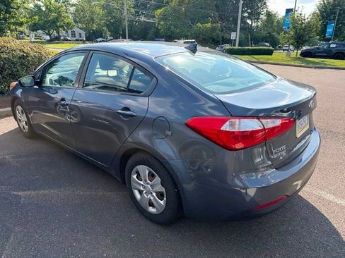 Used 2016 Kia Forte LX FWD image 6