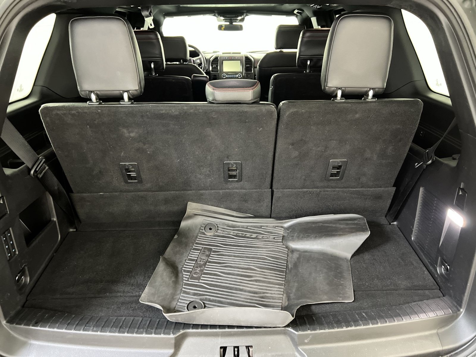 Used 2019 Ford Expedition Limited w/ Equipment Group 303A AWD/4WD image 27