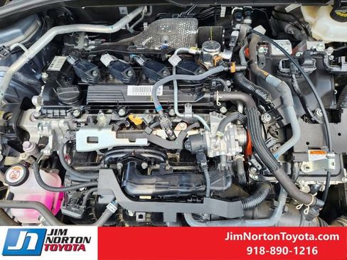 Used 2024 Toyota Corolla Cross AWD Hybrid image 32