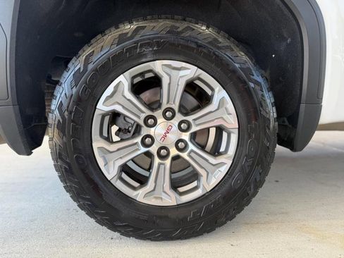 Used 2021 GMC Sierra 1500 SLT w/ SLT Convenience Package image 15