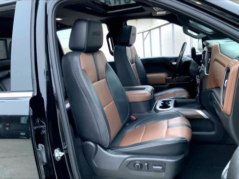 Certified 2022 Chevrolet Silverado 1500 High Country w/ Safety Package II image 9