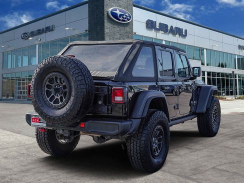 Used 2022 Jeep Wrangler Unlimited Rubicon w/ Xtreme Recon 35" Tire Package image 4