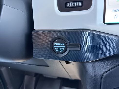 Used 2024 Ford Bronco Heritage Edition AWD/4WD image 21