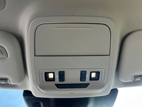 Used 2020 Ford Explorer Limited image 20