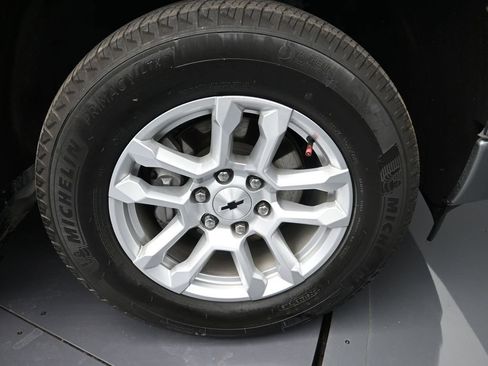 Used 2023 Chevrolet Silverado 1500 RST image 9