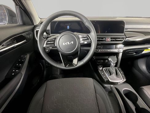 New 2026 Kia Seltos S image 9