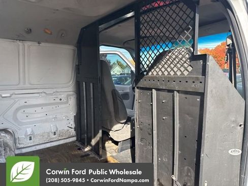 Used 2005 Ford E-250 and Econoline 250 image 29