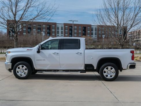 Used 2020 Chevrolet Silverado 2500 LTZ w/ LTZ Premium Package image 11