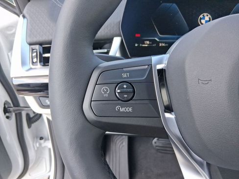 Used 2026 BMW X2 xDrive28i w/ Technology Package image 16