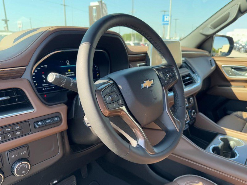 Used 2024 Chevrolet Tahoe High Country w/ Premium Package 2 AWD/4WD image 15