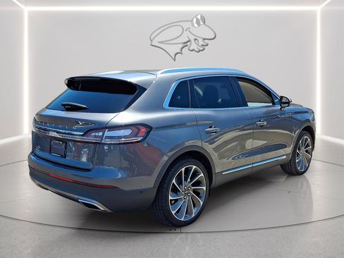 Used 2023 Lincoln Nautilus Reserve w/ Equipment Group 201A AWD/4WD image 5