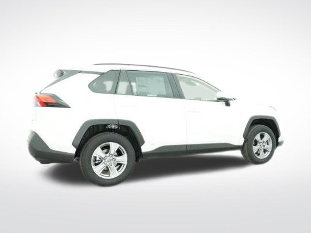 Used 2025 Toyota RAV4 XLE w/ Convenience Package AWD/4WD image 30
