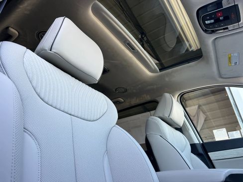 New 2025 Hyundai Palisade Calligraphy image 16