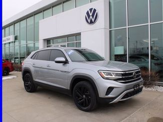 Used 2022 Volkswagen Atlas Cross Sport SE w/ Panoramic Sunroof Package 360° Tour