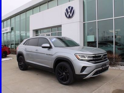 Used 2022 Volkswagen Atlas Cross Sport SE w/ Panoramic Sunroof Package