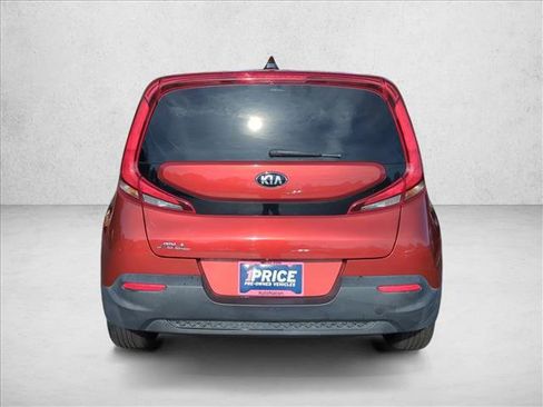 Used 2020 Kia Soul LX image 7