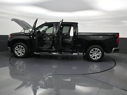 Used 2024 Chevrolet Silverado 1500 LTZ RWD image 28