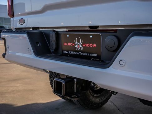 New 2026 Chevrolet Silverado 3500 High Country w/ High Country Premium Package AWD/4WD image 17