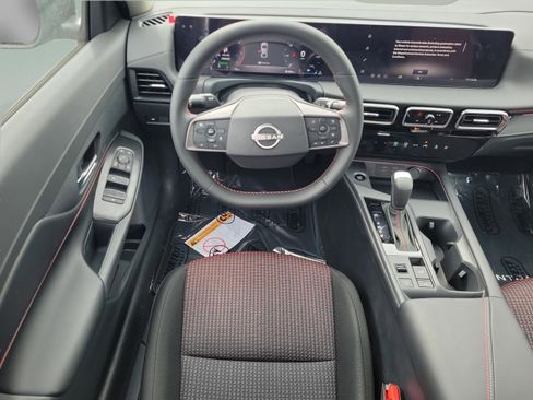 New 2026 Nissan Sentra SR w/ Floor Mat Package image 11