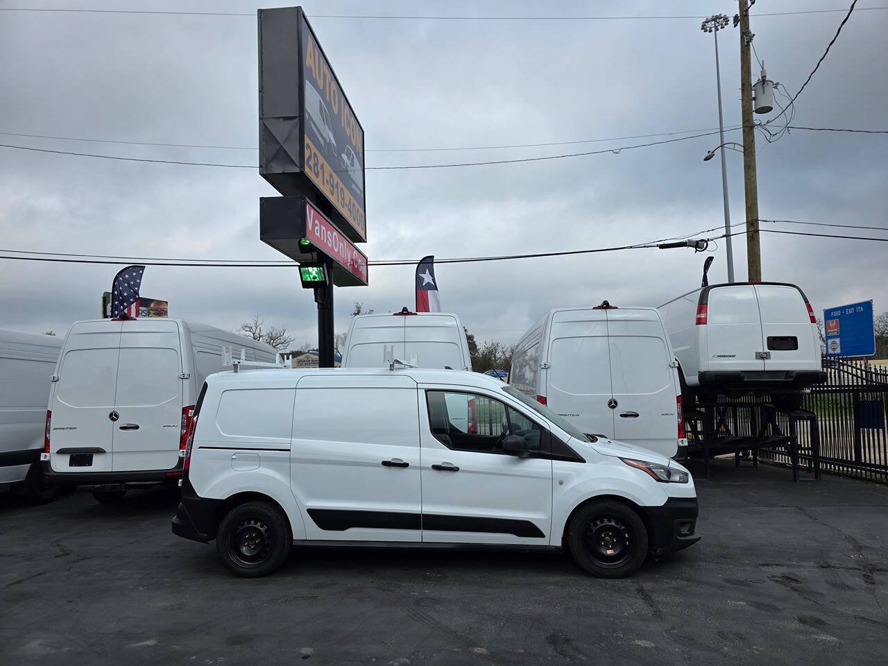 Used 2022 Ford Transit Connect XL FWD image 3