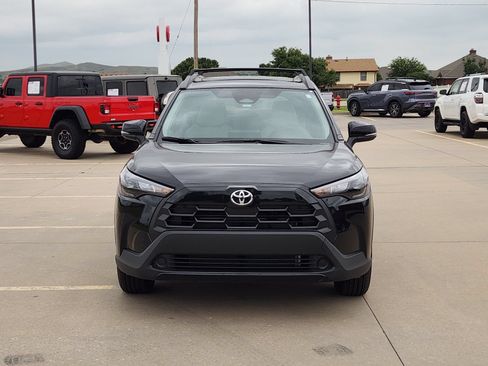 Used 2026 Toyota Corolla Cross LE w/ Moonroof Package FWD image 6