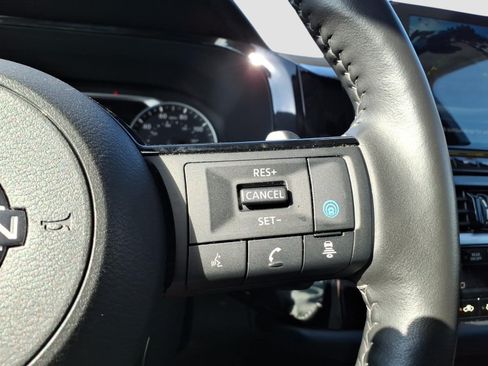 Used 2025 Nissan Pathfinder SL w/ SL Premium Package AWD/4WD image 24
