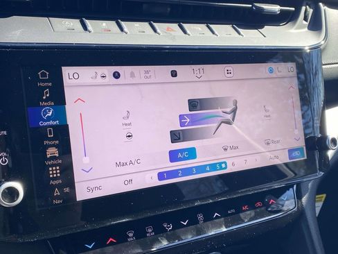 New 2026 Jeep Grand Cherokee Limited w/ Limited Altitude Package image 18