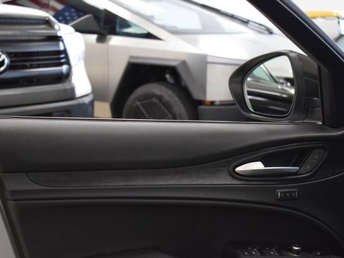 Used 2021 Alfa Romeo Stelvio Sprint w/ Nero Edizione image 32