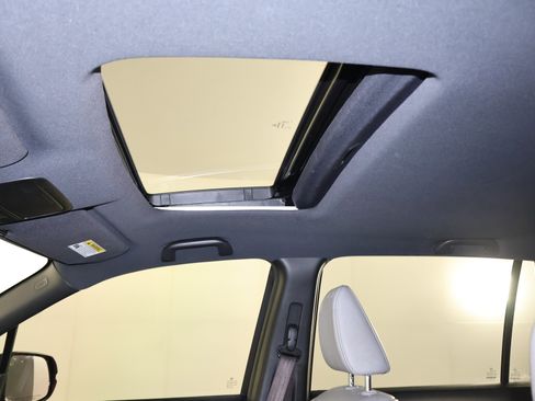 Certified 2023 Honda Passport EX-L image 40