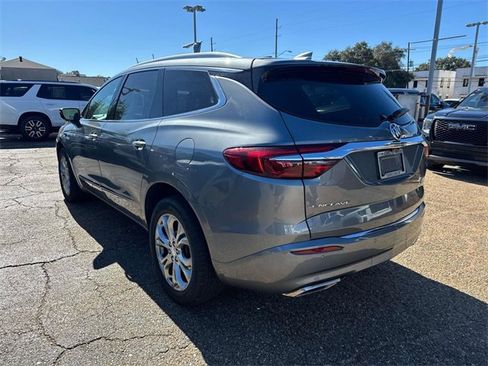 Used 2021 Buick Enclave Avenir w/ Avenir Technology Package image 9