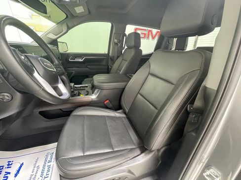 Used 2023 GMC Sierra 1500 SLT w/ SLT Premium Package AWD/4WD image 21