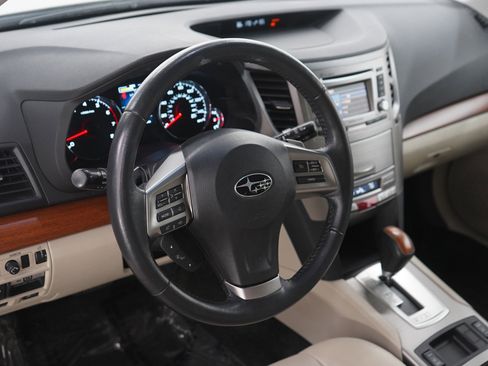 Used 2014 Subaru Outback 2.5i Limited w/ Moonroof Package image 20
