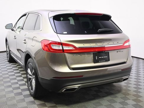 Used 2018 Lincoln MKX Reserve w/ Luxury Package AWD/4WD image 4