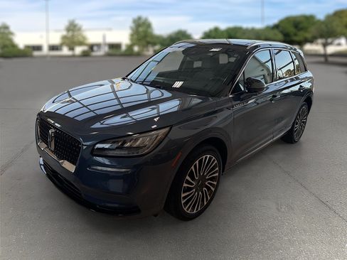 Used 2022 Lincoln Corsair Reserve w/ Sport Package AWD/4WD image 3