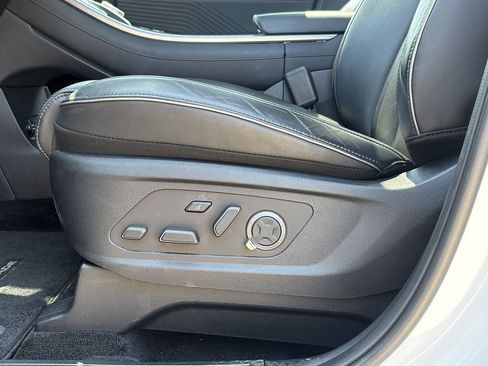 Used 2023 Hyundai Palisade Calligraphy FWD image 35